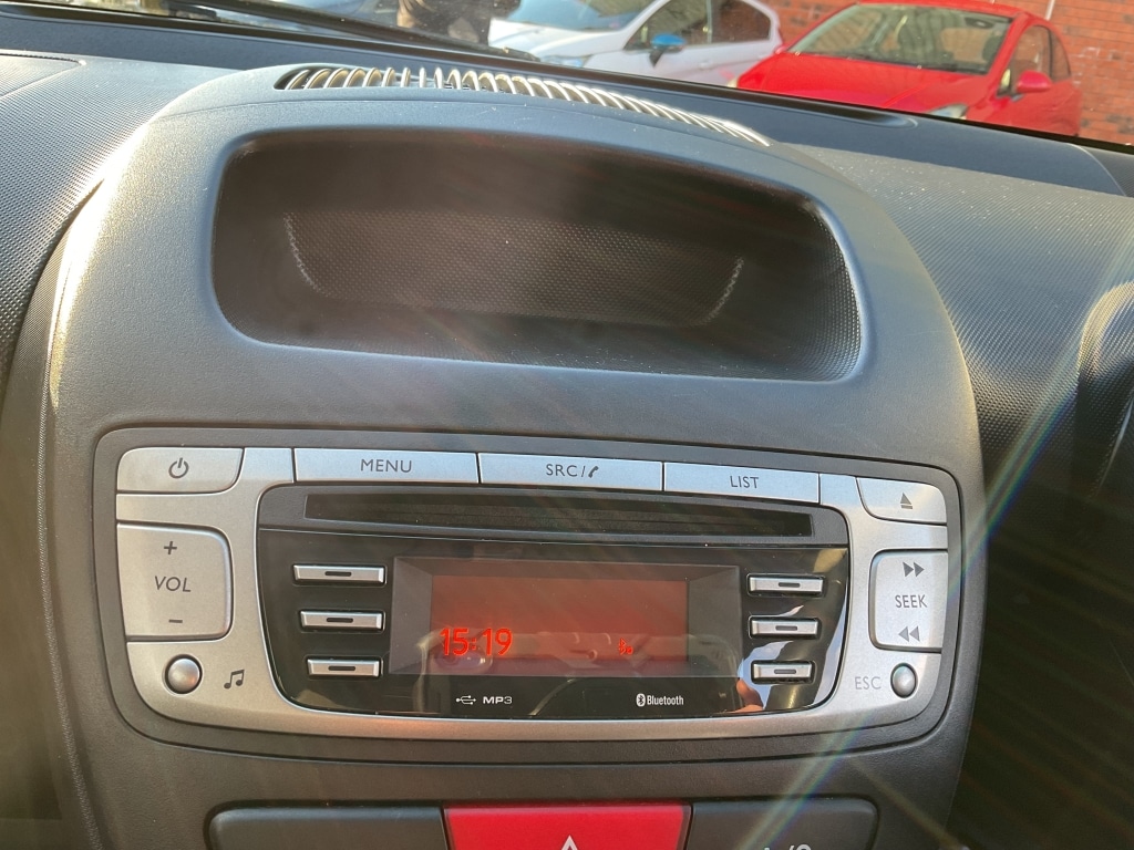 Used Toyota AYGO 2012 for sale - 76687519: Photo 11