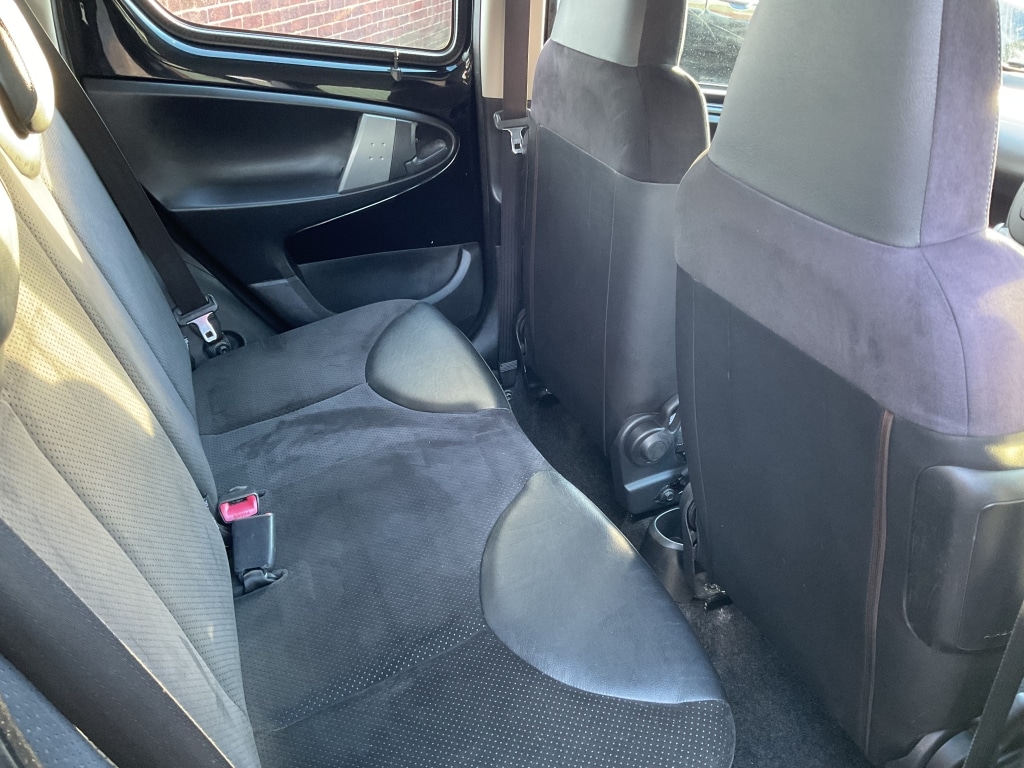 Used Toyota AYGO 2012 for sale - 76687519: Photo 14