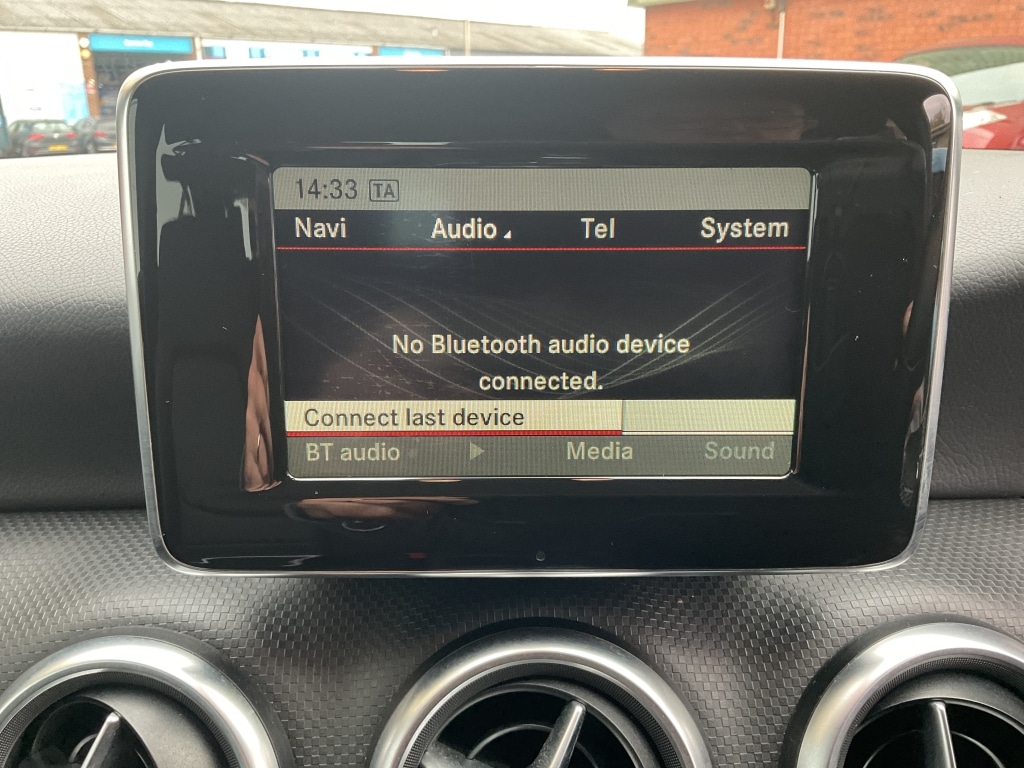 Used Mercedes-Benz A-Class 2015 for sale - 76497663: Photo 11