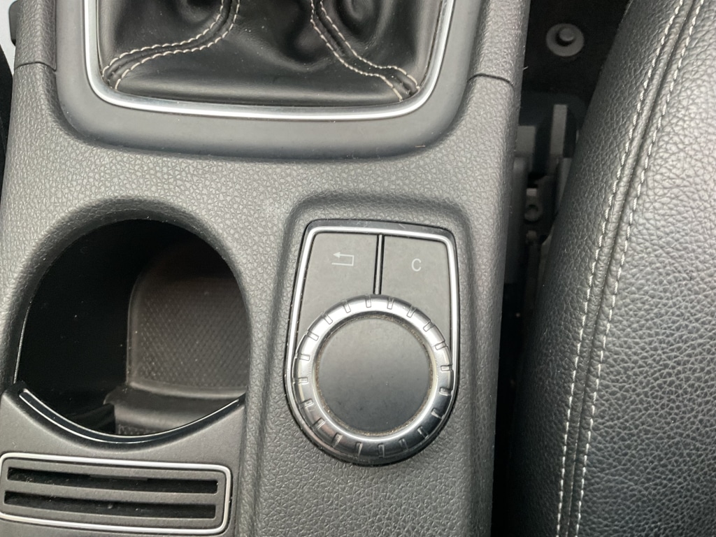 Used Mercedes-Benz A-Class 2015 for sale - 76497663: Photo 16