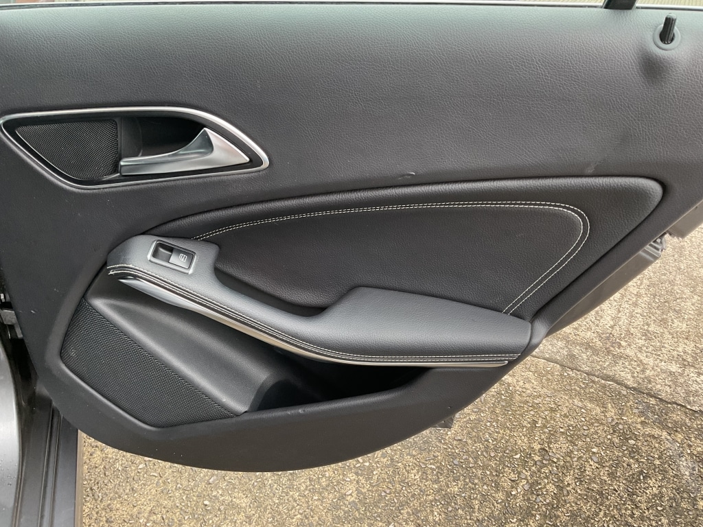 Used Mercedes-Benz A-Class 2015 for sale - 76497663: Photo 22