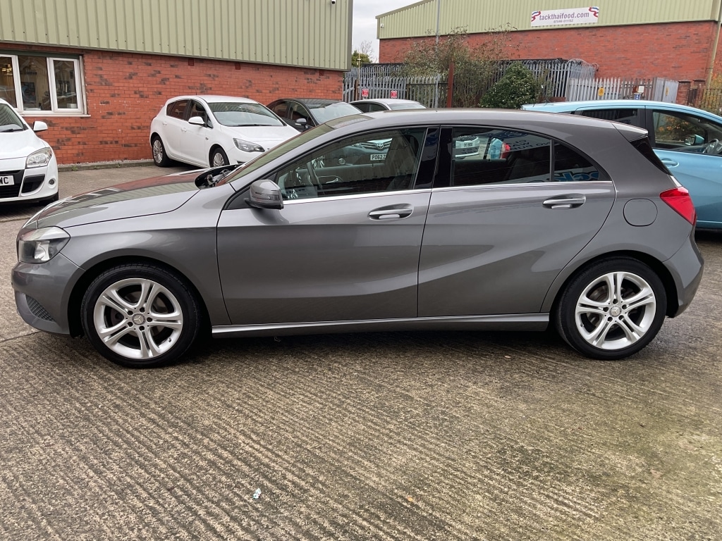 Used Mercedes-Benz A-Class 2015 for sale - 76497663: Photo 4