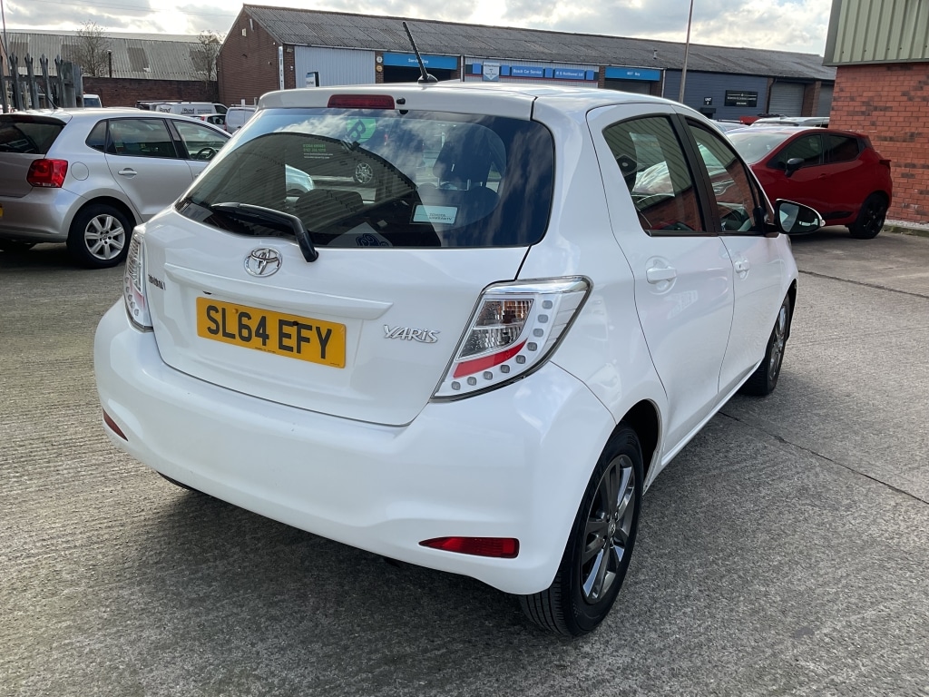 Used Toyota Yaris 2014 for sale - 77682076: Photo 5