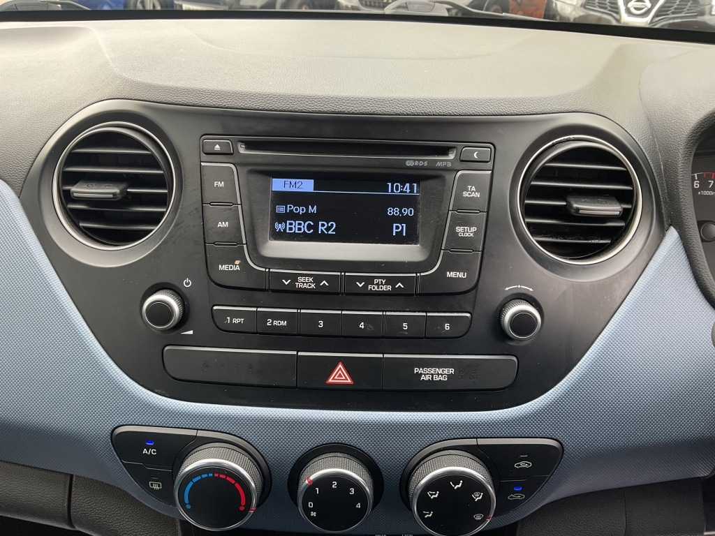 Used Hyundai i10 2014 for sale - 77536183: Photo 10