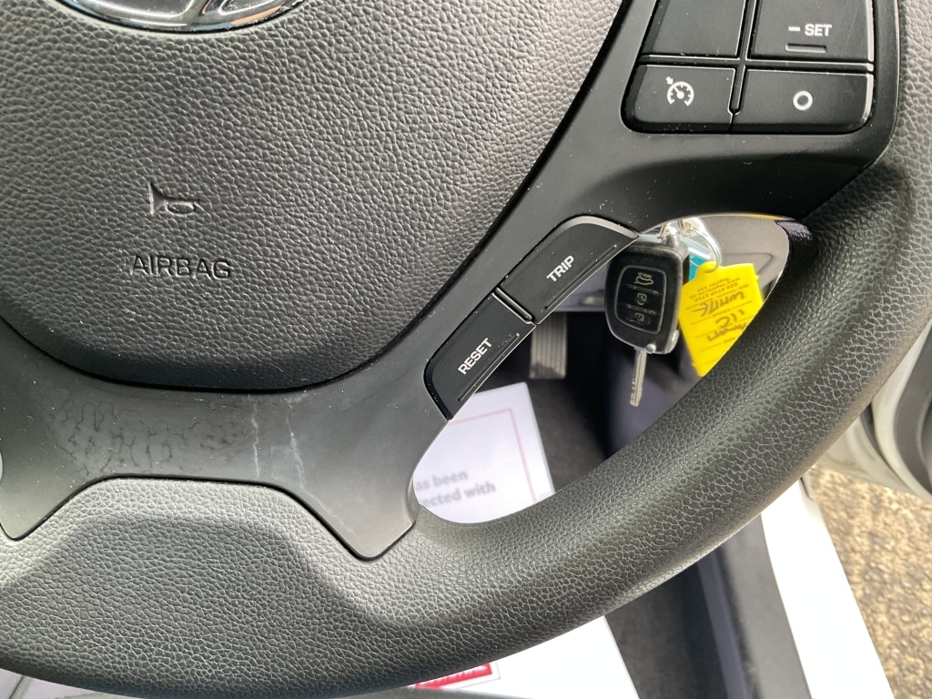 Used Hyundai i10 2014 for sale - 77536183: Photo 13