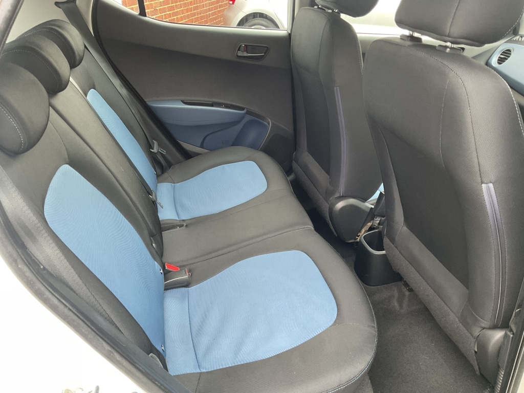 Used Hyundai i10 2014 for sale - 77536183: Photo 16