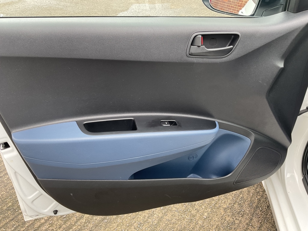 Used Hyundai i10 2014 for sale - 77536183: Photo 23