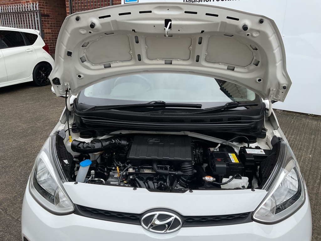 Used Hyundai i10 2014 for sale - 77536183: Photo 31