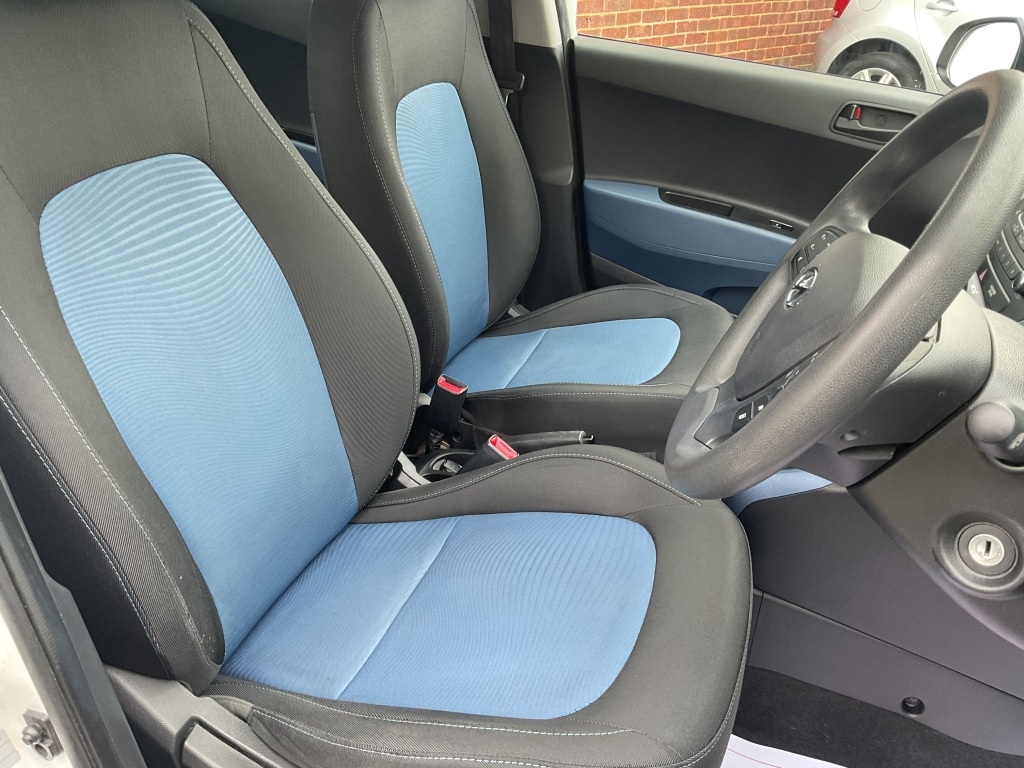 Used Hyundai i10 2014 for sale - 77536183: Photo 7