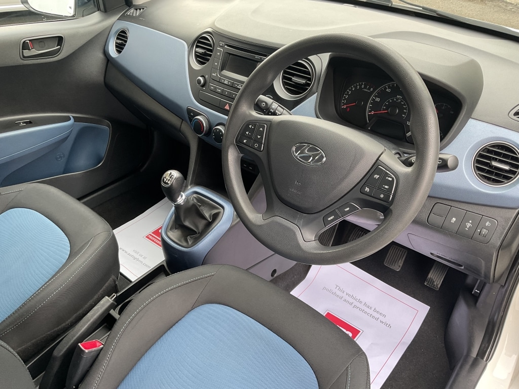 Used Hyundai i10 2014 for sale - 77536183: Photo 8