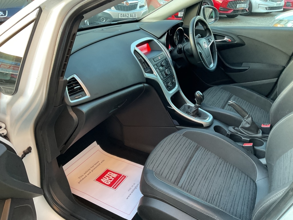 Used Vauxhall Astra 2015 for sale - 76699671: Photo 19