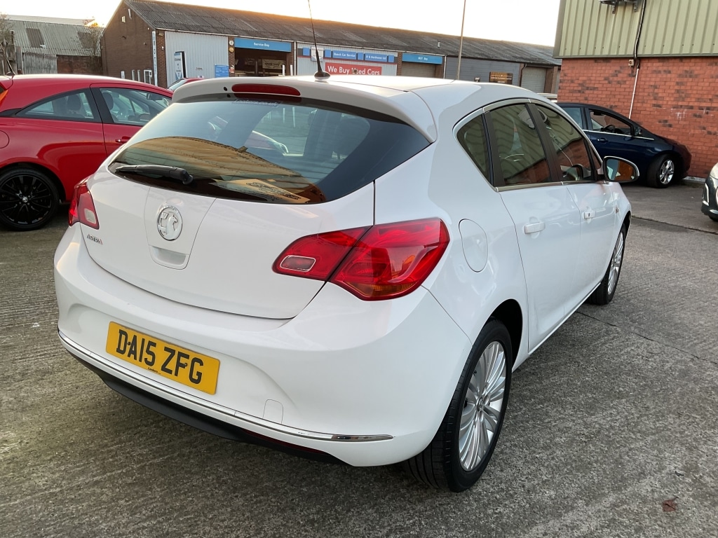 Used Vauxhall Astra 2015 for sale - 76699671: Photo 5