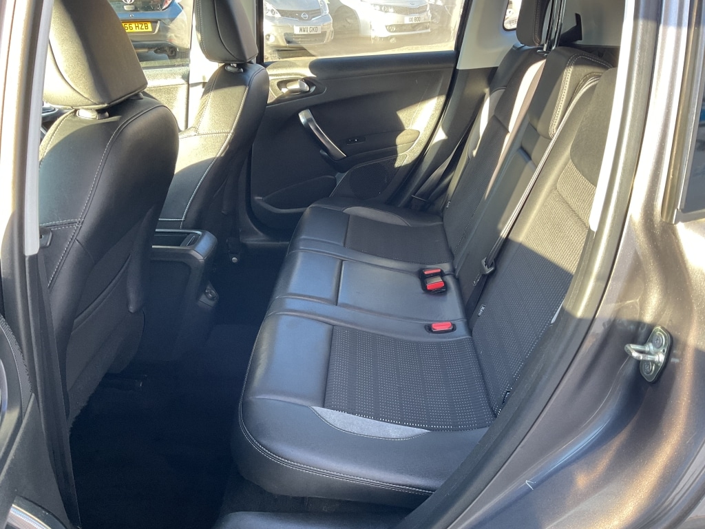 Used Peugeot 2008 2014 for sale - 76643733: Photo 19