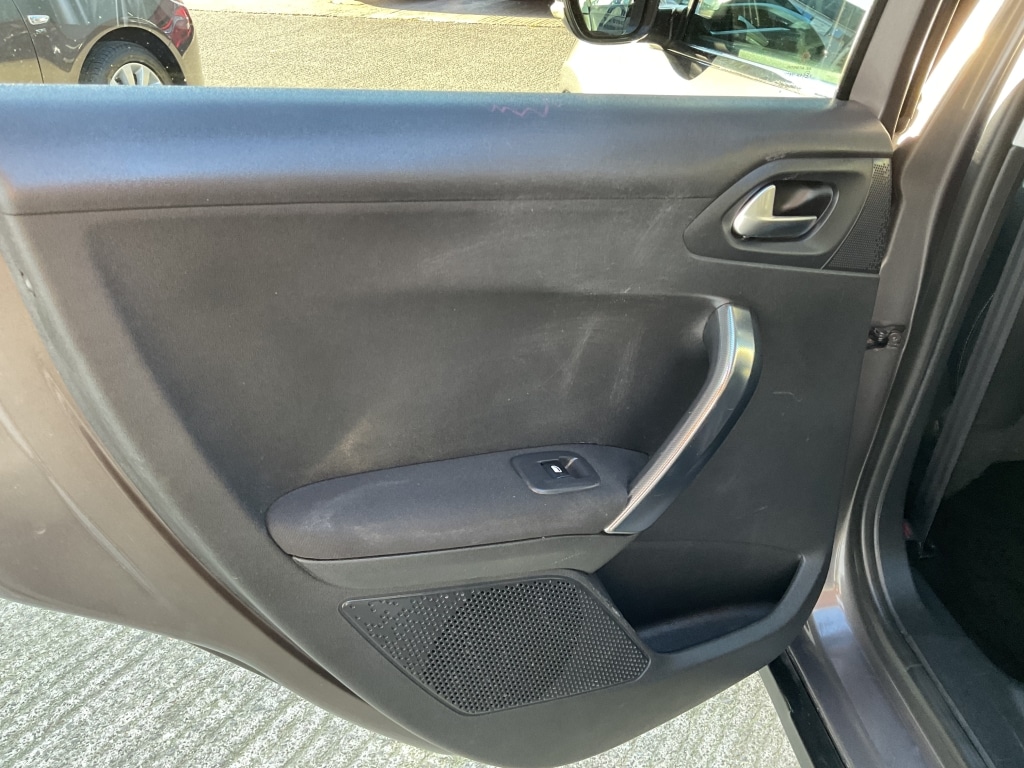 Used Peugeot 2008 2014 for sale - 76643733: Photo 21