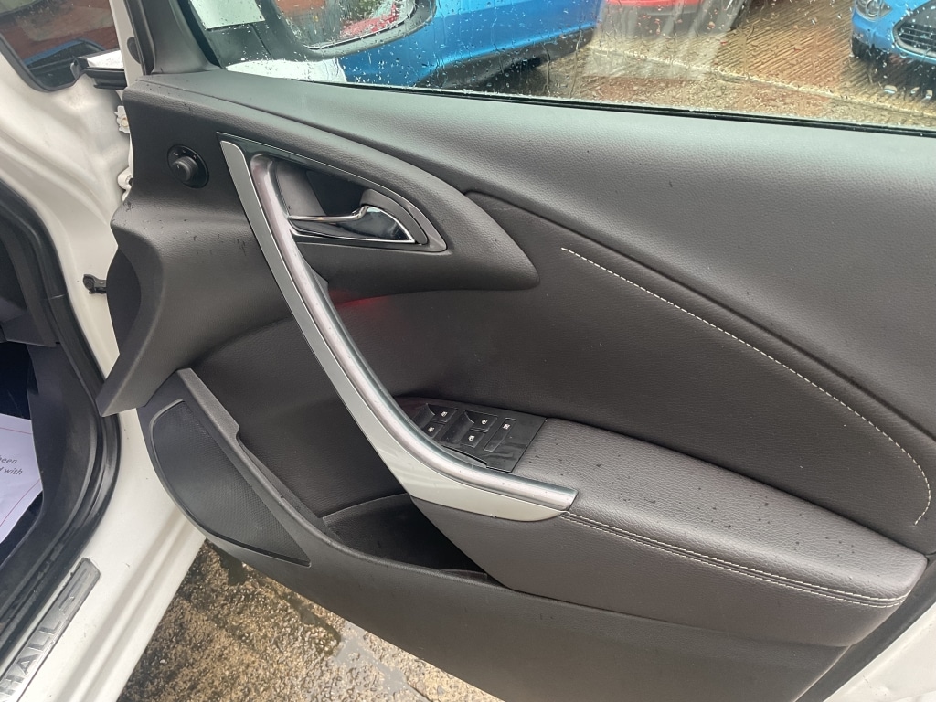 Used Vauxhall Astra 2014 for sale - 77183344: Photo 14