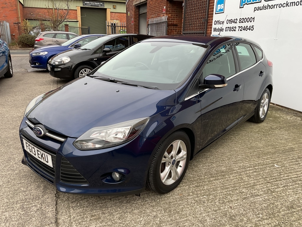 Used Ford Focus 2013 for sale - 76713359: Photo 2