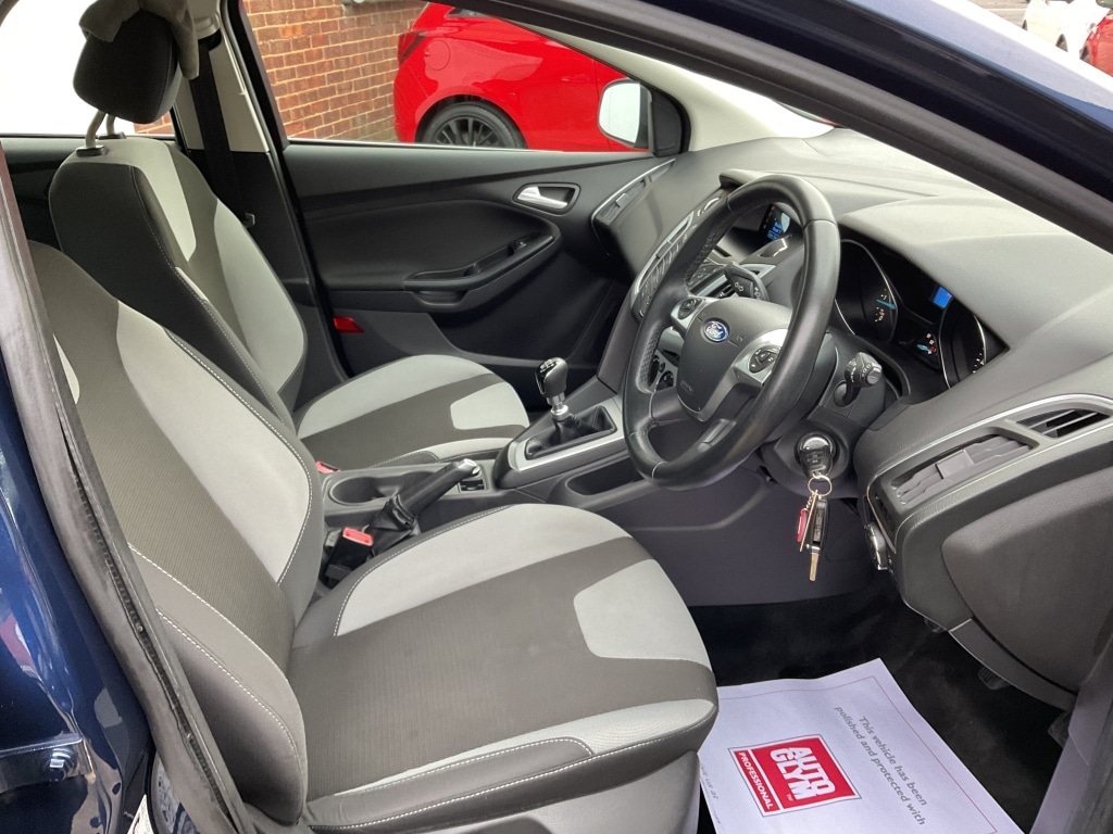 Used Ford Focus 2013 for sale - 76713359: Photo 6