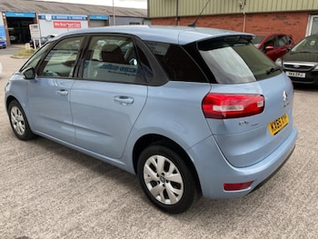 Used Citroen C4 Picasso 2015 for sale - 75807350: Photo