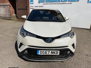 Used Toyota C-HR 2017 for sale - 78467664: Photo