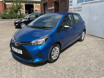 Used Toyota Yaris 2017 for sale - 78821031: Photo