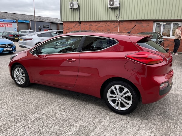 Used Kia Ceed 2013 for sale - 76198657: Photo 4