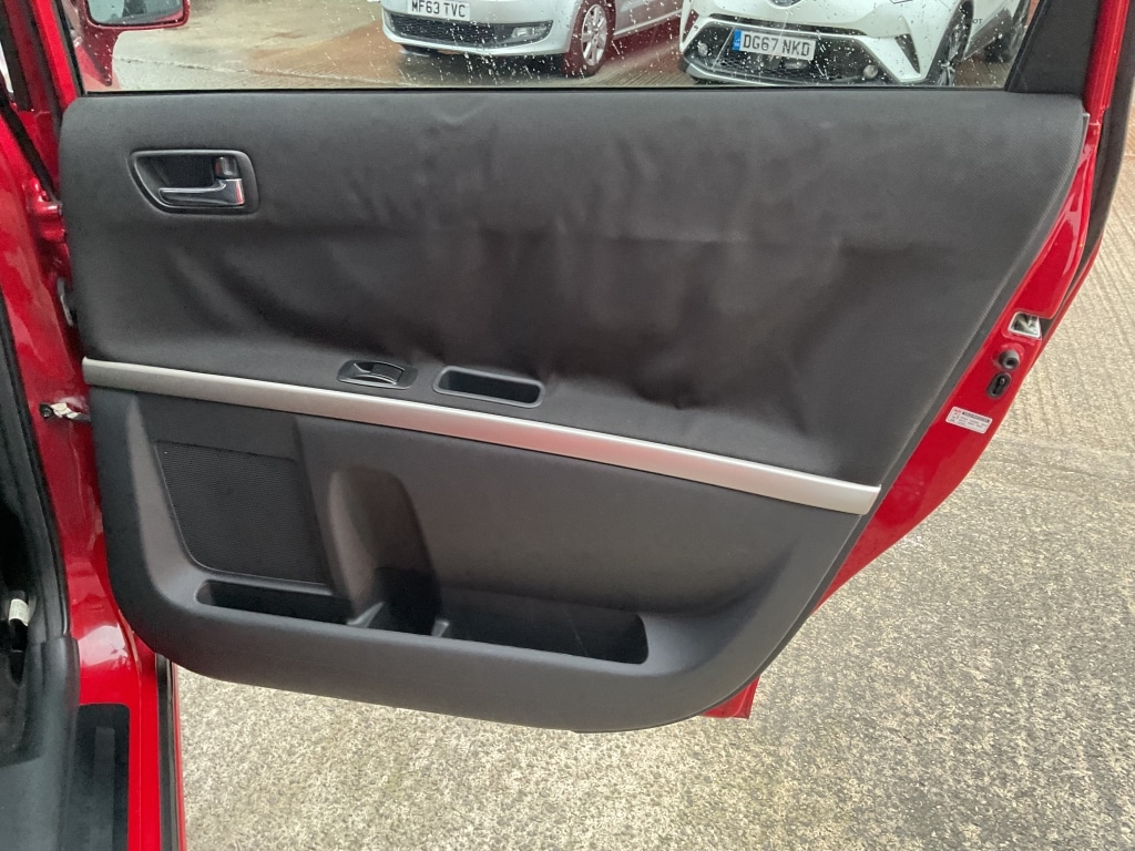 Used Toyota Verso 2009 for sale - 77643997: Photo 12