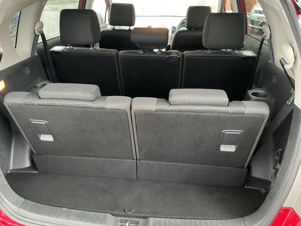 Used Toyota Verso 2009 for sale - 77643997: Photo 14