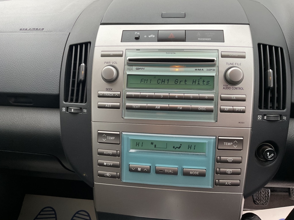 Used Toyota Verso 2009 for sale - 77643997: Photo 9