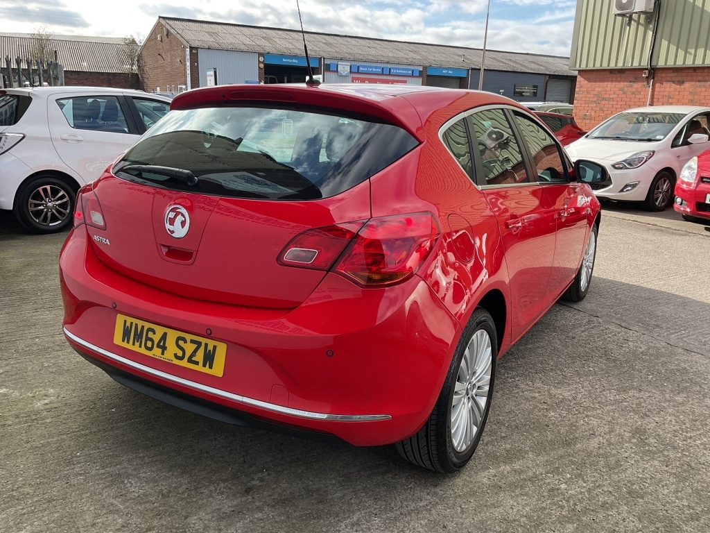 Used Vauxhall Astra 2014 for sale - 77652420: Photo 4