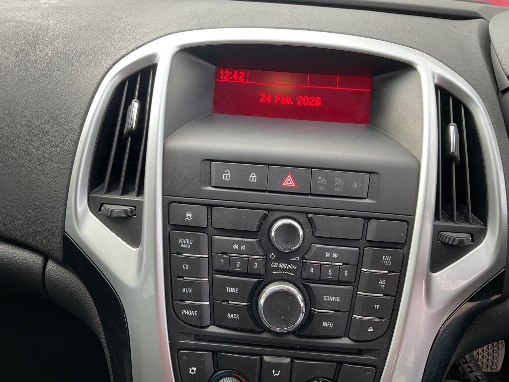 Used Vauxhall Astra 2014 for sale - 77652420: Photo 8