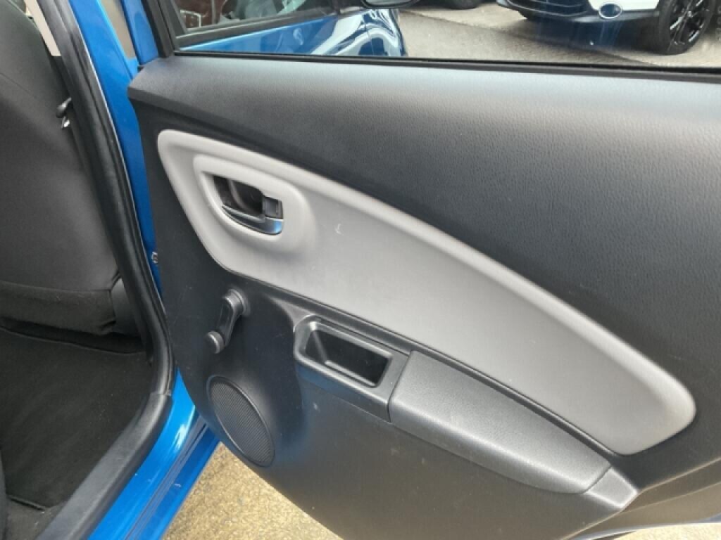 Used Toyota Yaris 2015 for sale - 77610578: Photo 18