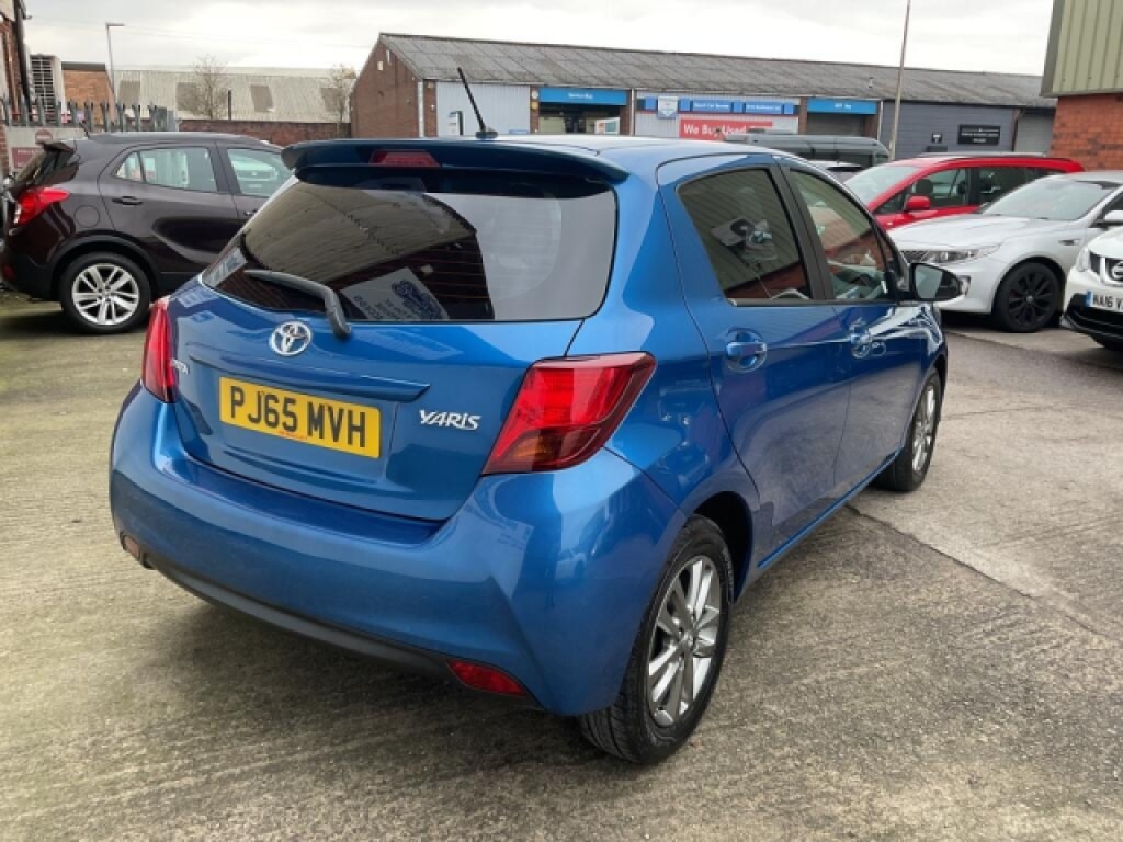 Used Toyota Yaris 2015 for sale - 77610578: Photo 4