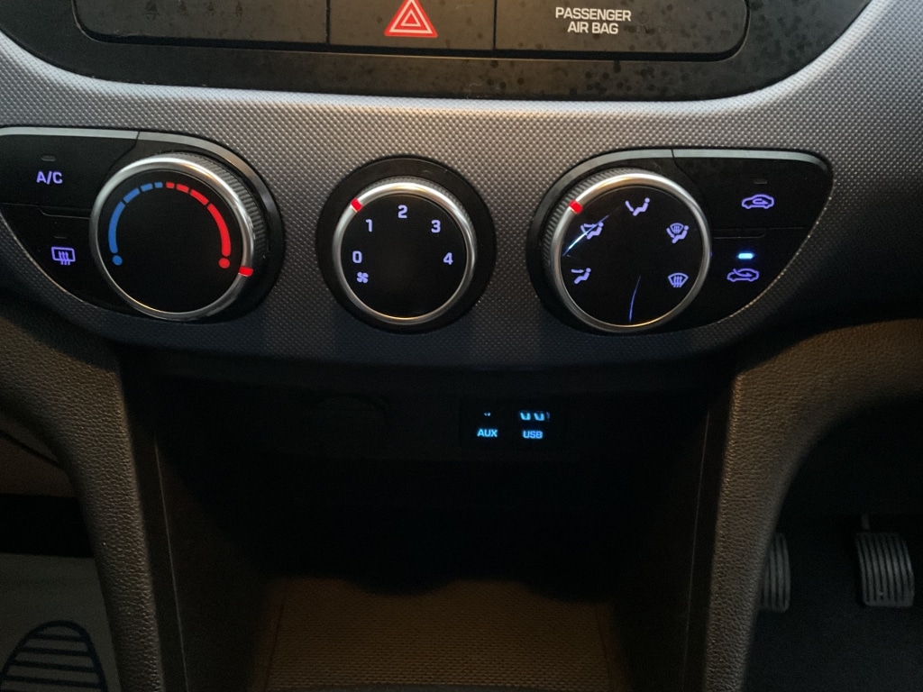 Used Hyundai i10 2014 for sale - 77277599: Photo 12