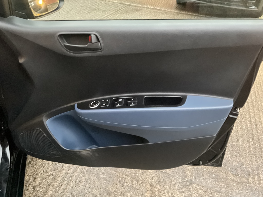 Used Hyundai i10 2014 for sale - 77277599: Photo 14