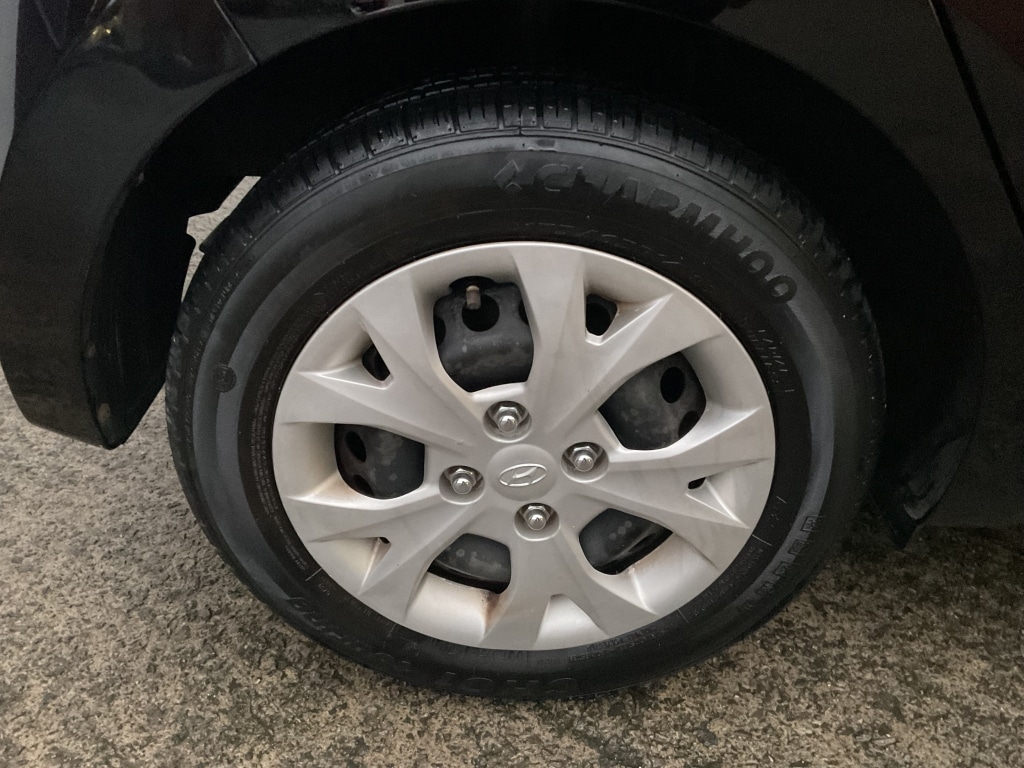 Used Hyundai i10 2014 for sale - 77277599: Photo 29