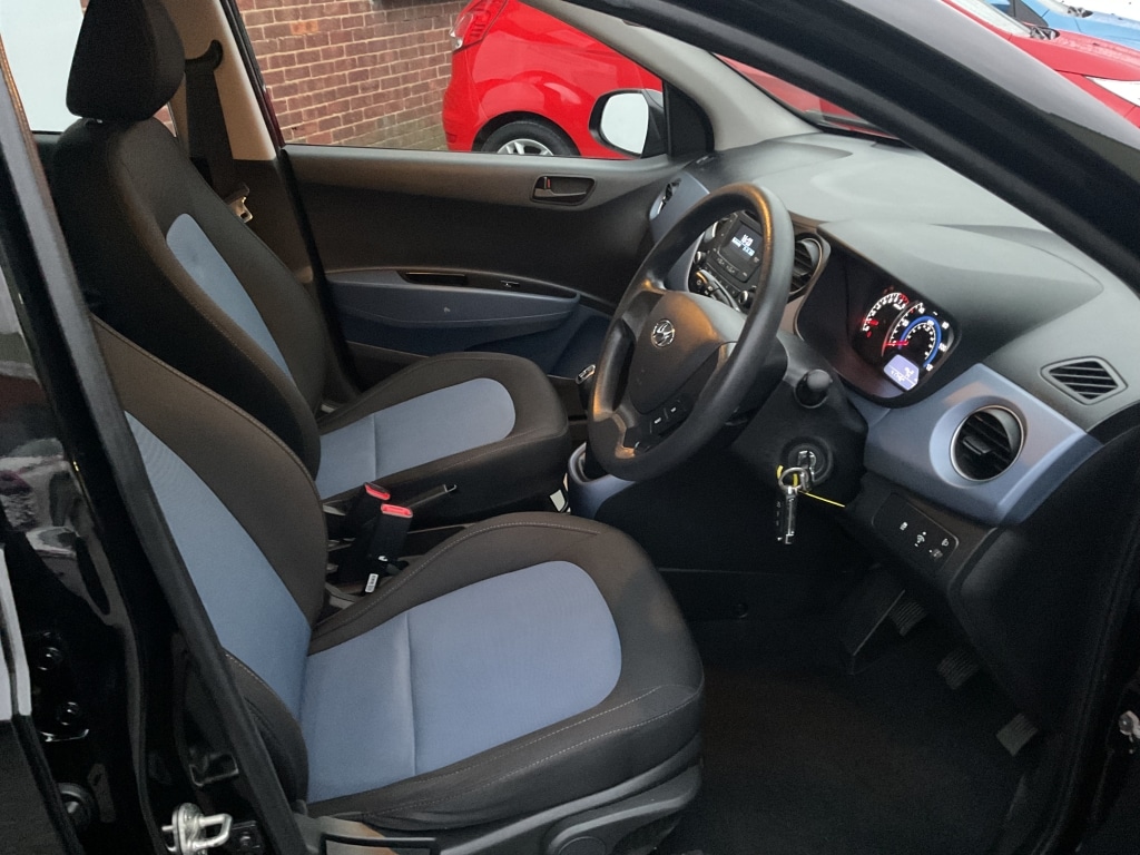 Used Hyundai i10 2014 for sale - 77277599: Photo 7