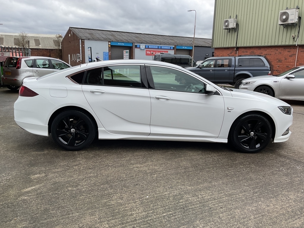 Used Vauxhall Insignia 2019 for sale - 77630470: Photo 4