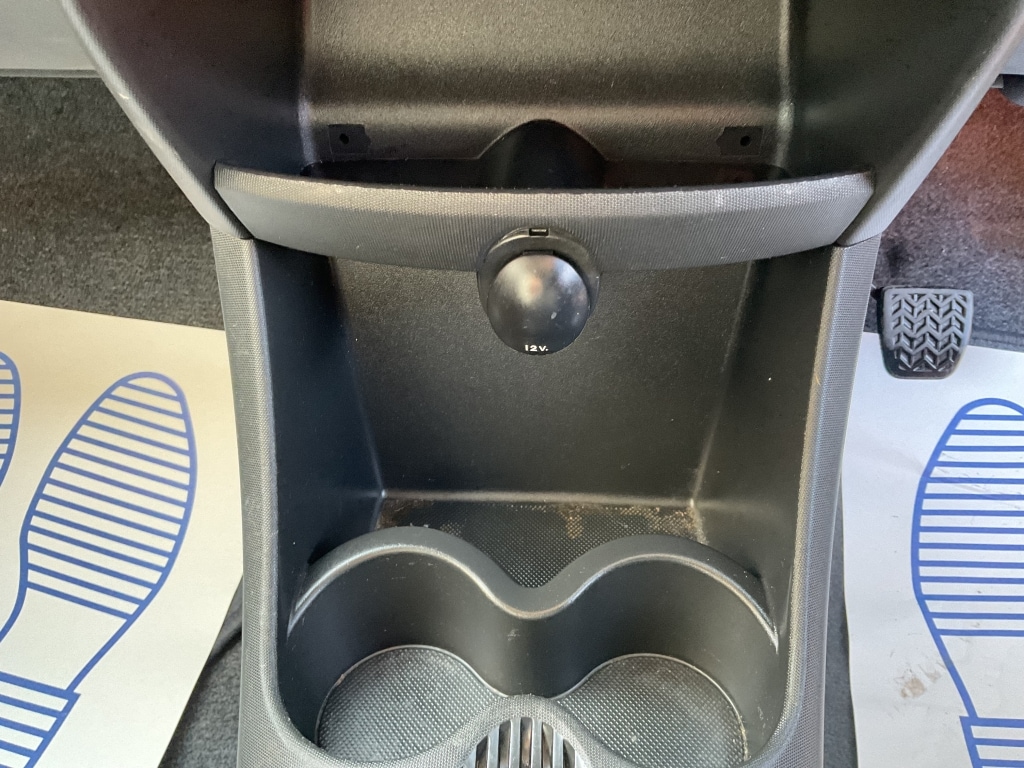 Used Toyota AYGO 2012 for sale - 77938457: Photo 10