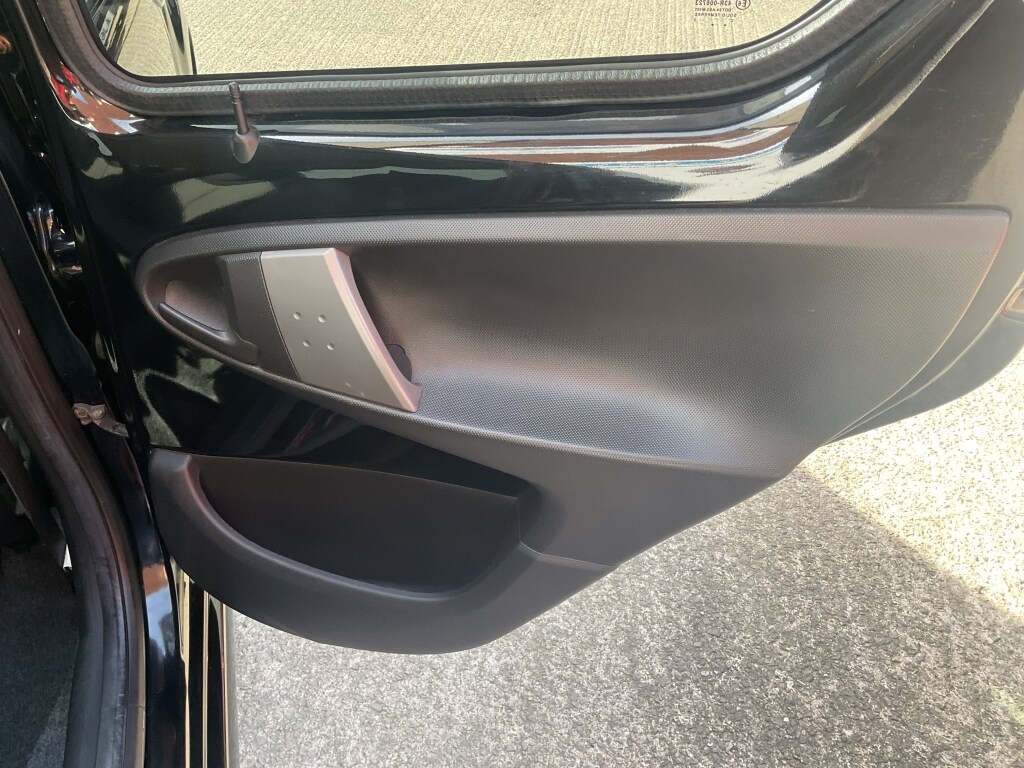 Used Toyota AYGO 2012 for sale - 77938457: Photo 12