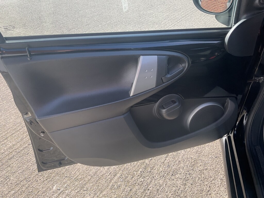 Used Toyota AYGO 2012 for sale - 77938457: Photo 17