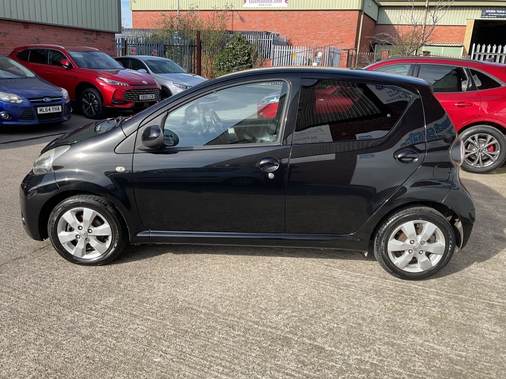 Used Toyota AYGO 2012 for sale - 77938457: Photo 3