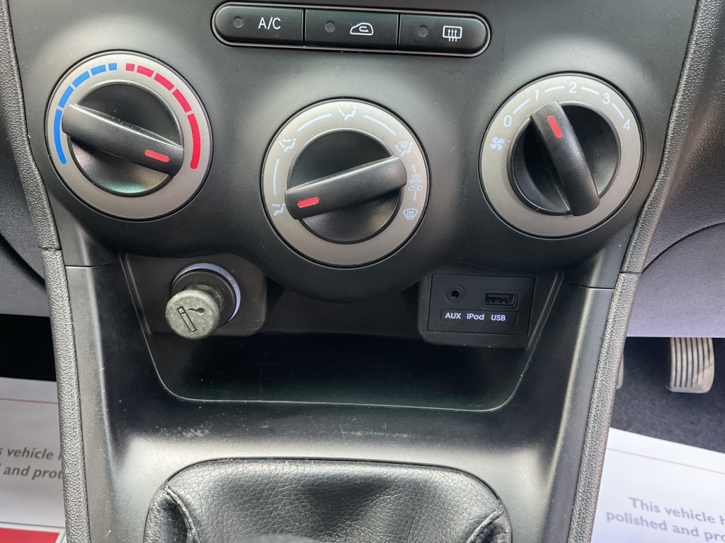 Used Hyundai i10 2013 for sale - 77078607: Photo 11