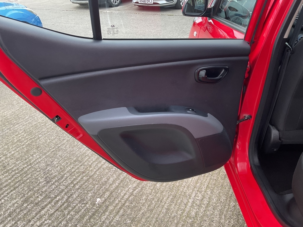 Used Hyundai i10 2013 for sale - 77078607: Photo 17