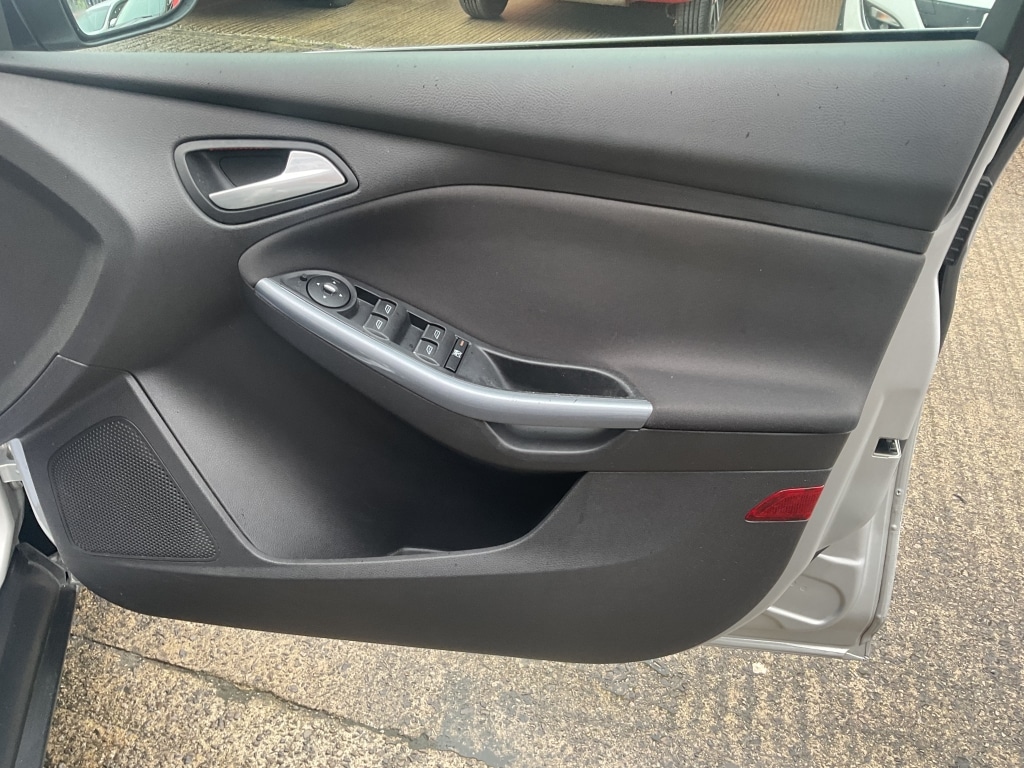 Used Ford Focus 2014 for sale - 77149736: Photo 17