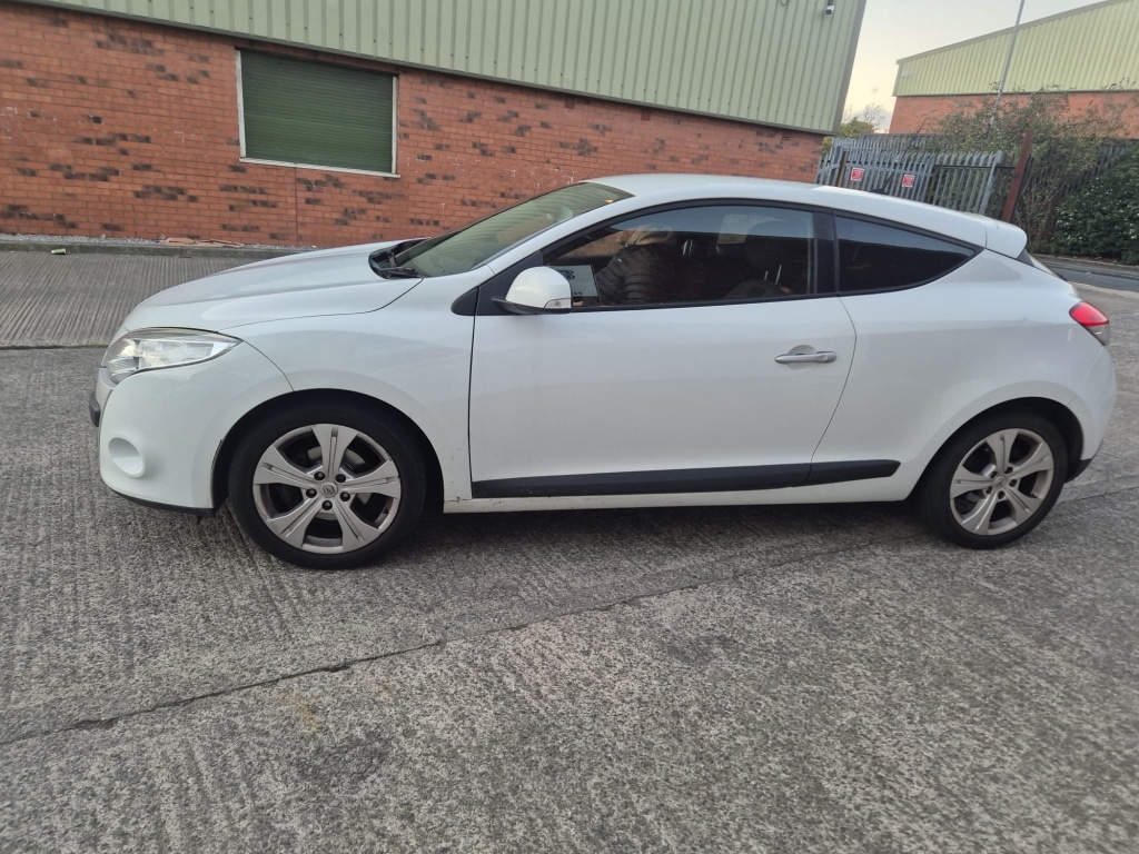 Used Renault Megane 2011 for sale - 76376982: Photo 5