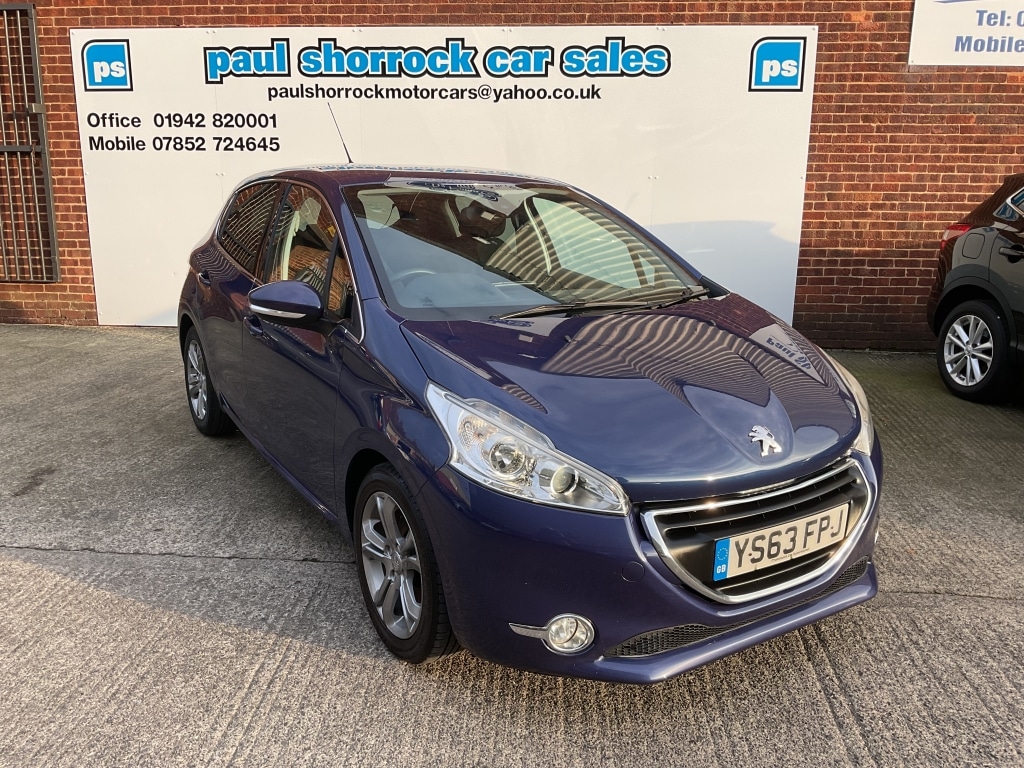 Used Peugeot 208 2015 for sale - 76511093: Photo 1