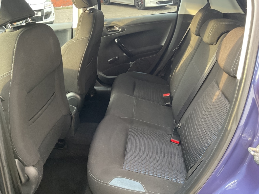 Used Peugeot 208 2015 for sale - 76511093: Photo 18