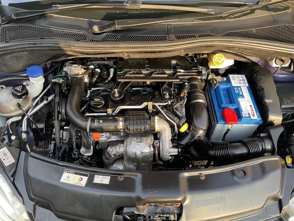 Used Peugeot 208 2015 for sale - 76511093: Photo 29