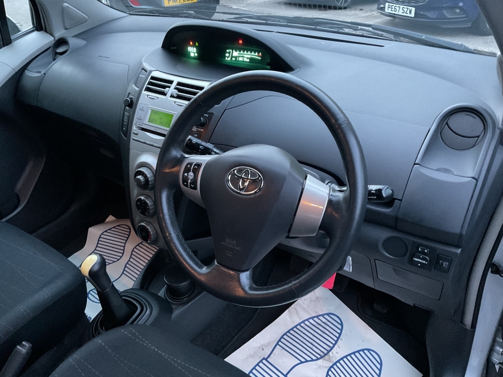 Used Toyota Yaris 2006 for sale - 76897252: Photo 5