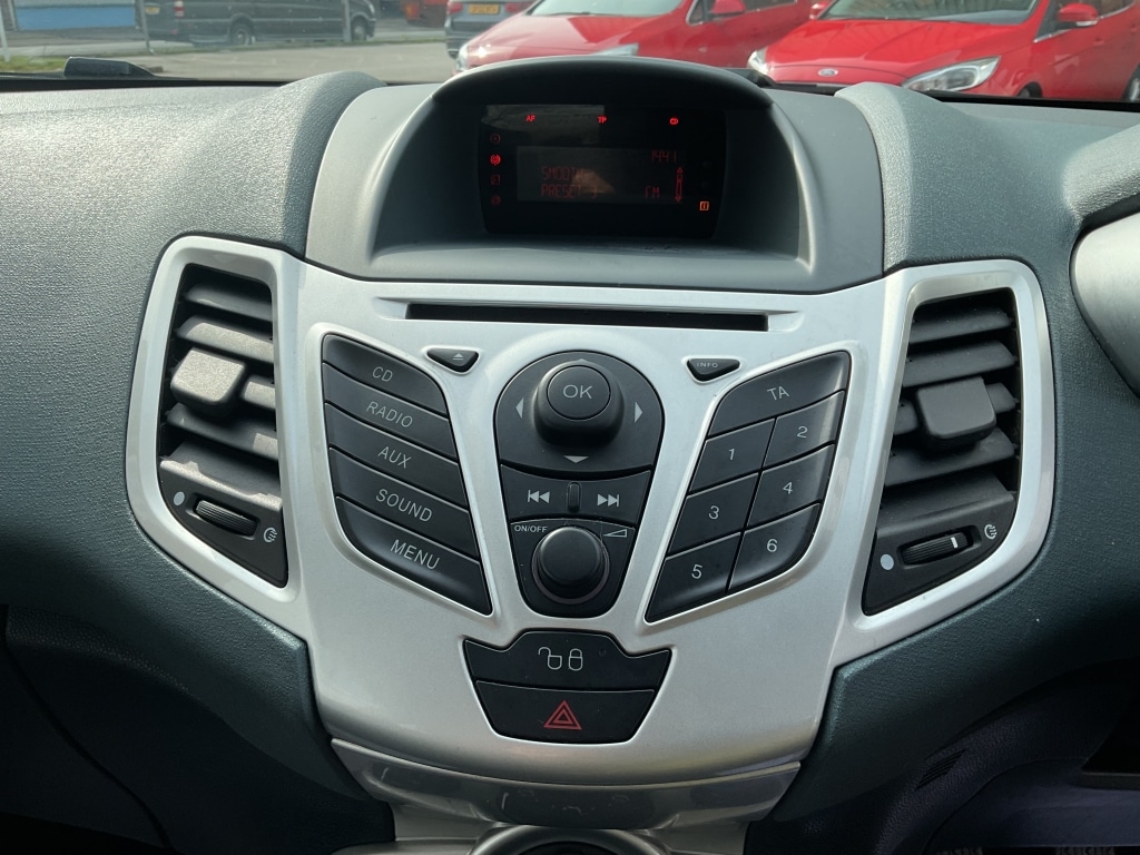 Used Ford Fiesta 2009 for sale - 78112424: Photo 13